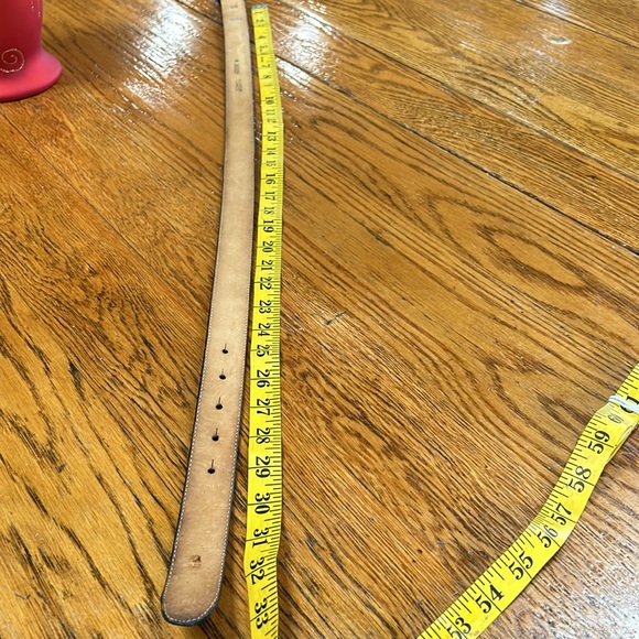 Vintage Brighton black croc print belt.  Size Medium (28). - Picture 7 of 10